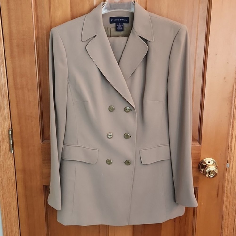 Preston & York Suit: Jacket & Pants set, Light Olive Green, Size 12